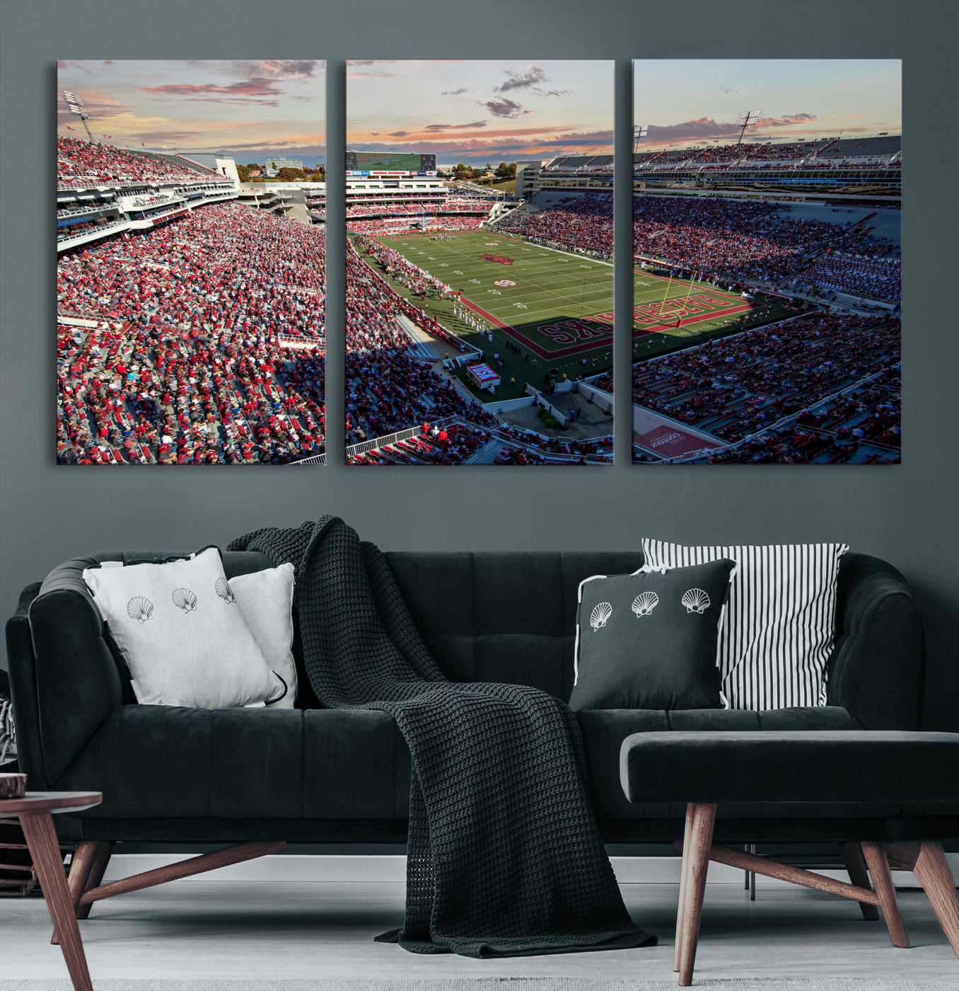 46571211-MGV-CV-36X24 - Donald W. Reynolds Razorback Stadium Wall Art Canvas Print – Arkansas Razorbacks Football Artwork for Home, Office, and Sports Room Decor