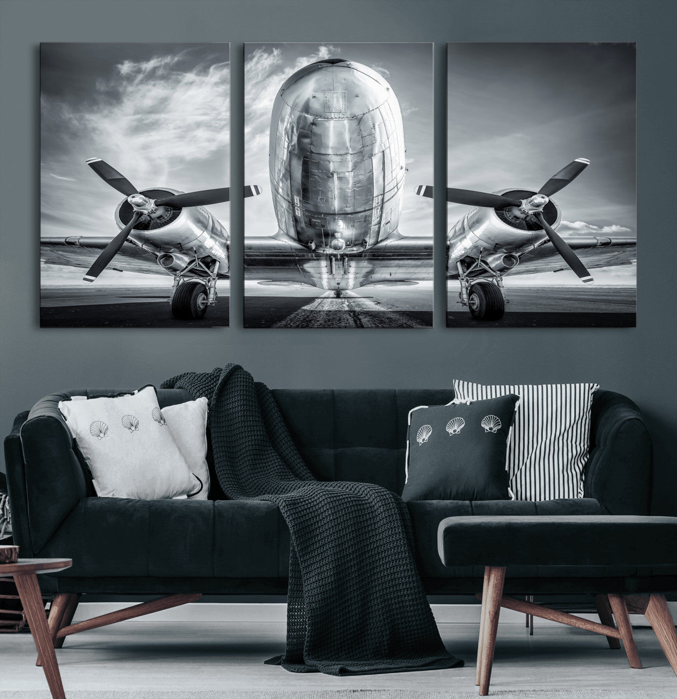 59729636-MGV-CV-36X24 - Vintage Propeller Plane Wall Art Canvas Print, Black and White Airplane Engine Close Up Framed Aviation Artwork for Pilot Office Hangar Decor