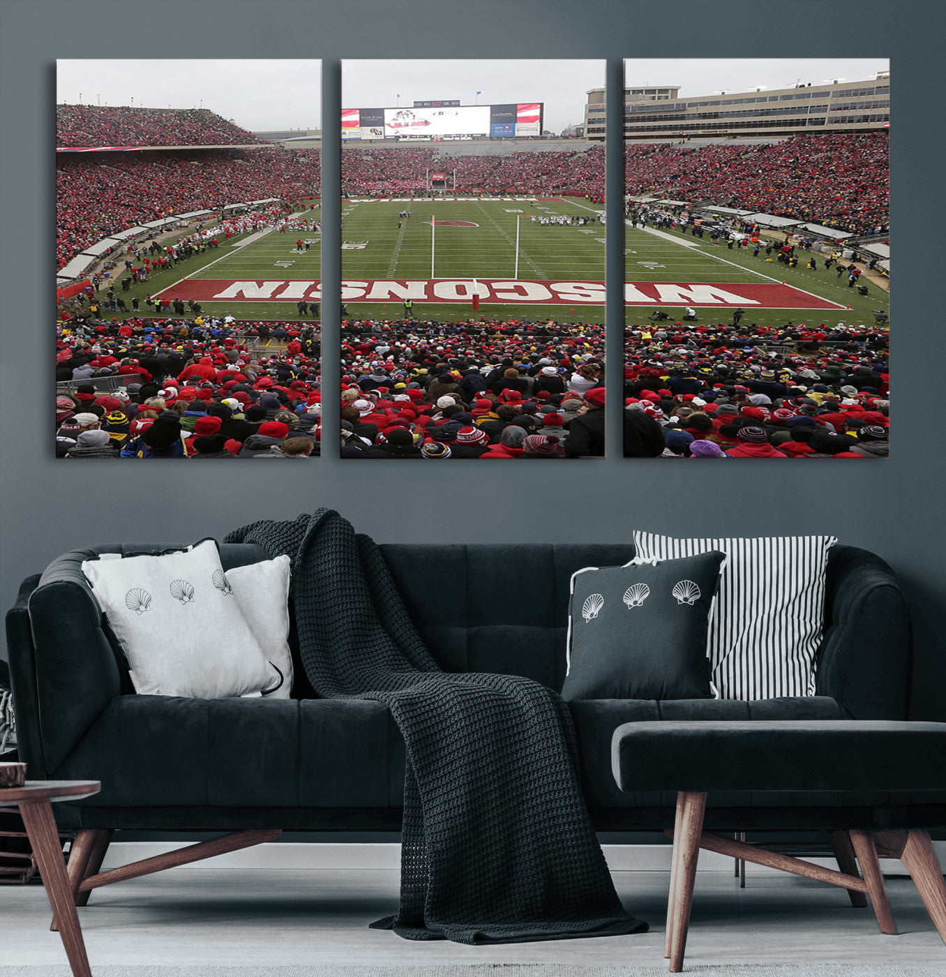 23461-MGV-CV-60X30-3P-Wisconsin Badgers Team Print Canvas - Madison Camp Randall Stadium Wall Art Canvas Print