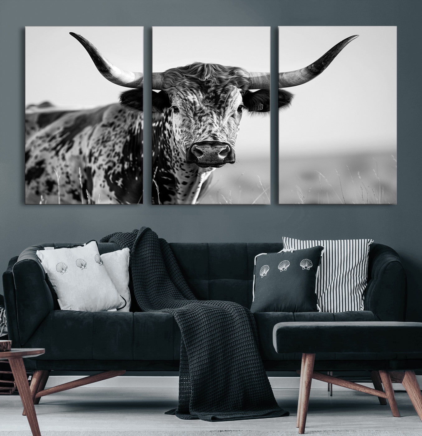 89724-MGV-CV-36X24-Texas Cow Longhorn Wall Art Canvas Print in Black and White – Framed, Ready to Hang
