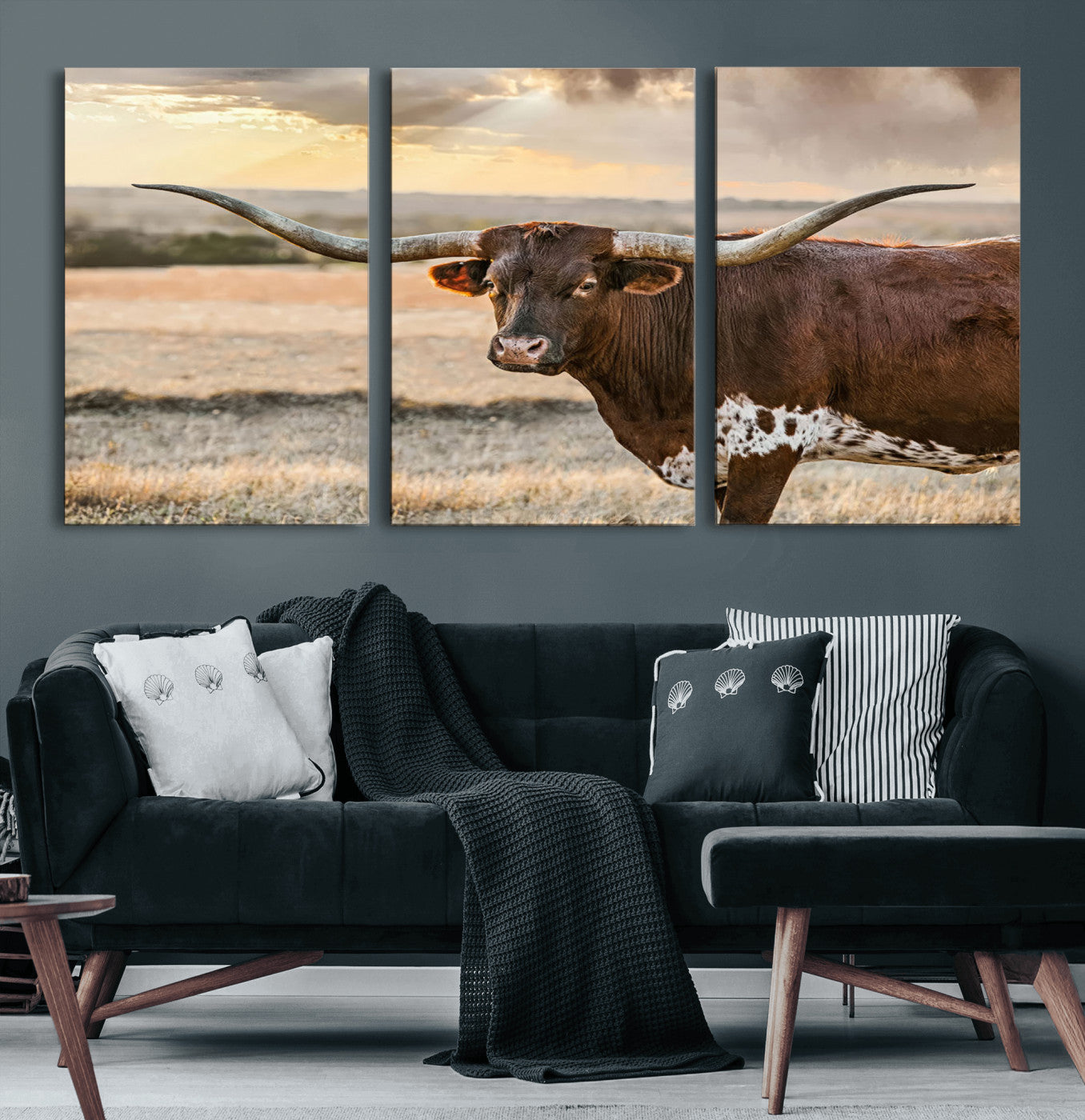 MGV-CV-60X30-3P - Texas Longhorn Wall Art Canvas Print, Rustic Ranch Decor, Majestic Western Longhorn Cattle