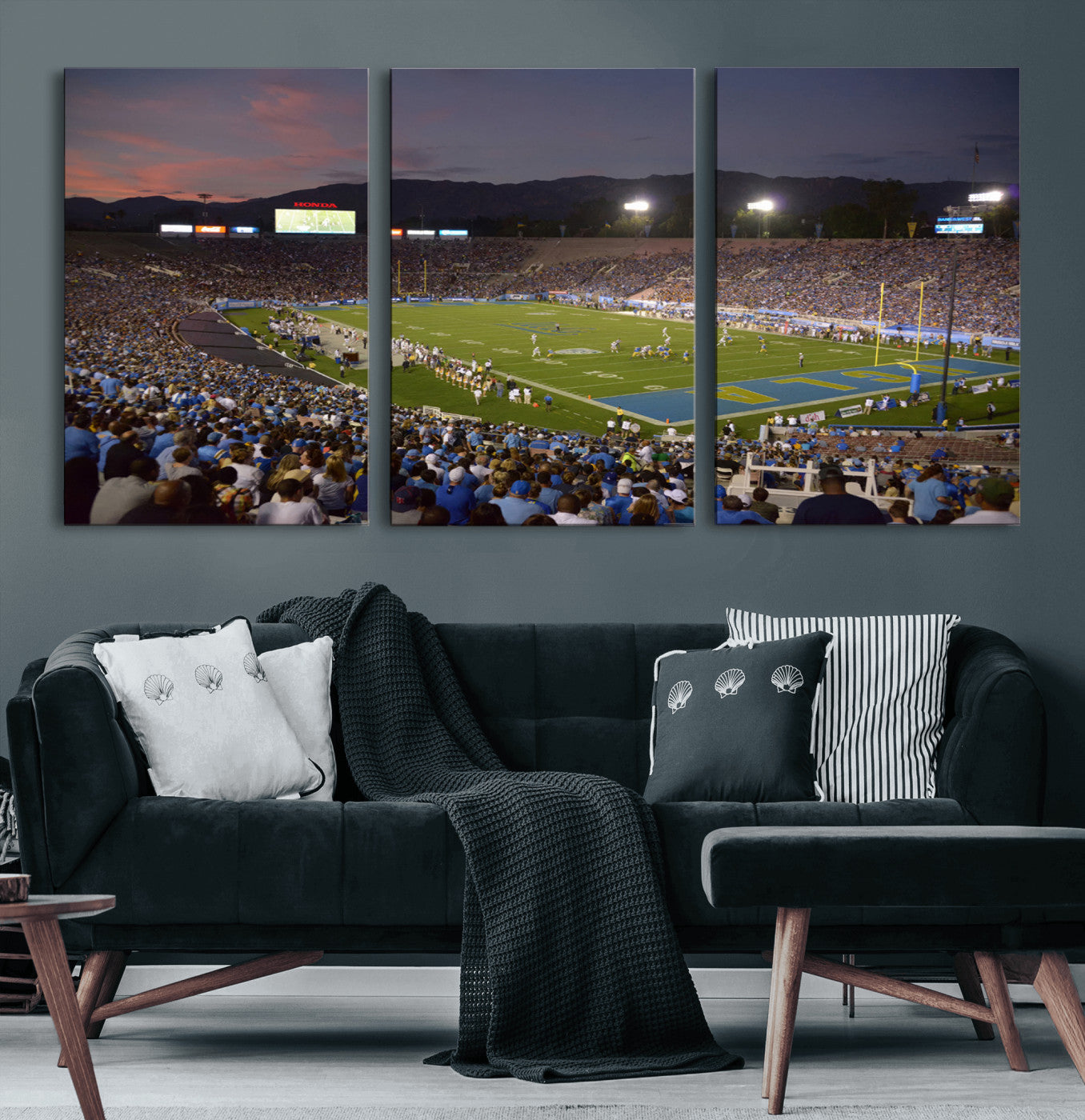 90359-MGV-CV-60X30-3P-UCLA Bruins Football Team Print - Pasadena Rose Bowl Stadium Wall Art Canvas Print