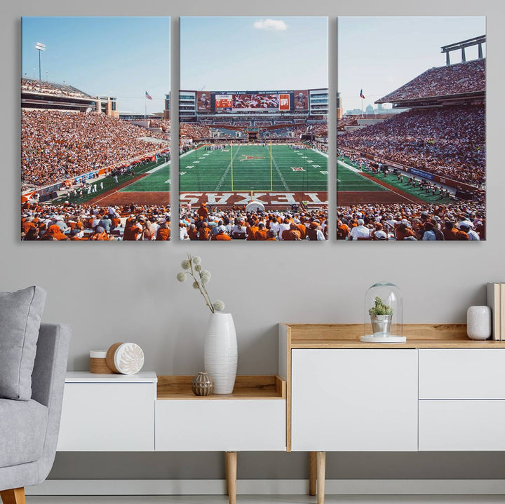 University of Texas Longhorns Football Team Print - Austin Darrell K Royal-Texas Memorial Stadium at Campbell-Williams Field Wall Art Canvas Print