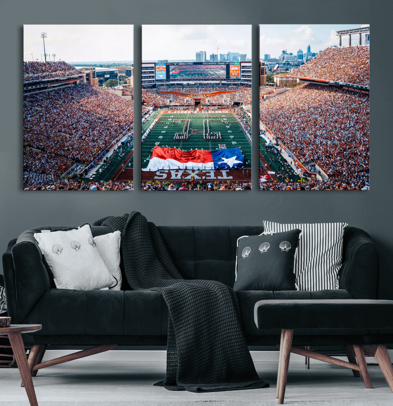 MGV-CV-60X30-3P - University of Texas Longhorns Football Team Canvas Print - Austin Darrell K Royal-Texas Memorial