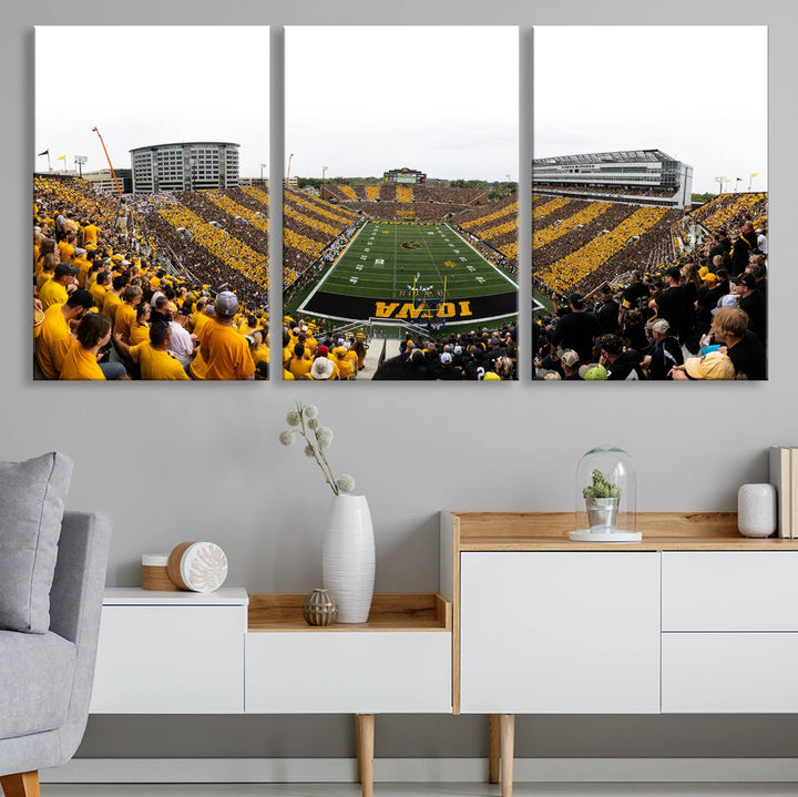 Iowa University Hawkeyes Football Team Print - Iowa City Kinnick Stadium Wall Art Canvas Print