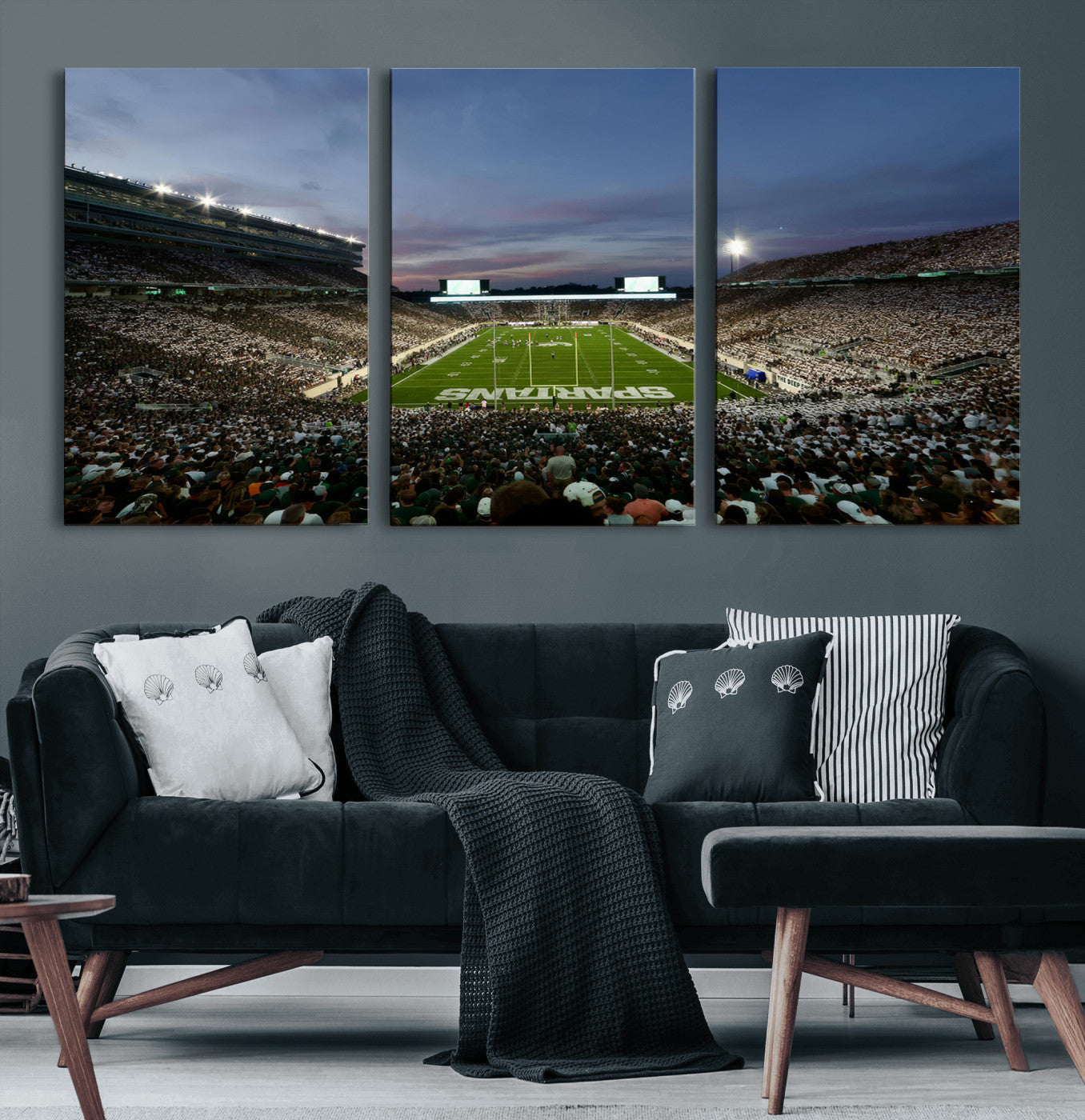 MGV-CV-60X30-3P - Michigan State Spartans Football Team Print - East Lansing Spartan Stadium Canvas Print