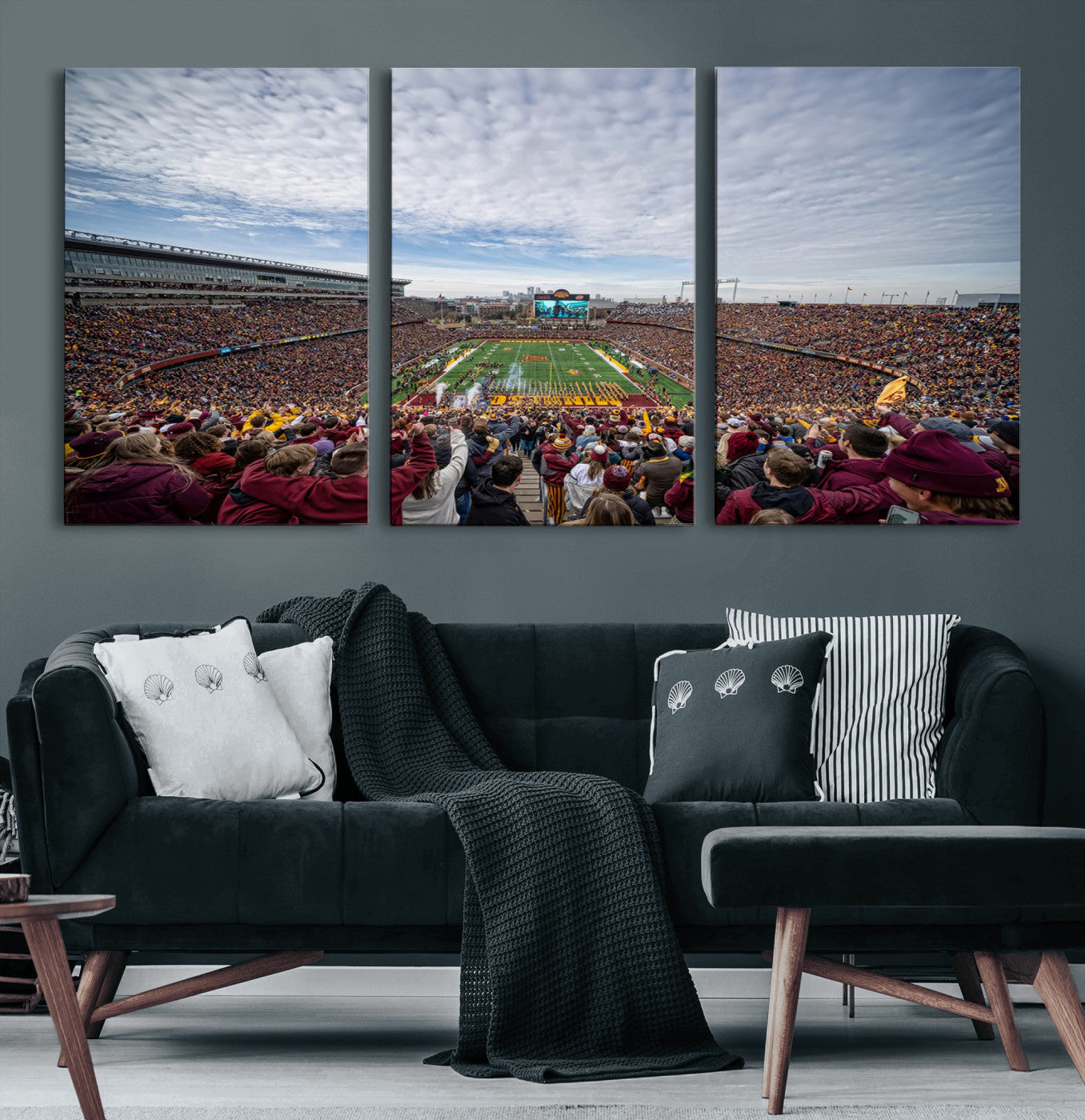 MGV-CV-60X30-3P - University of Minnesota Golden Gophers Football Team Print - Minneapolis Huntington Bank Stadium Art