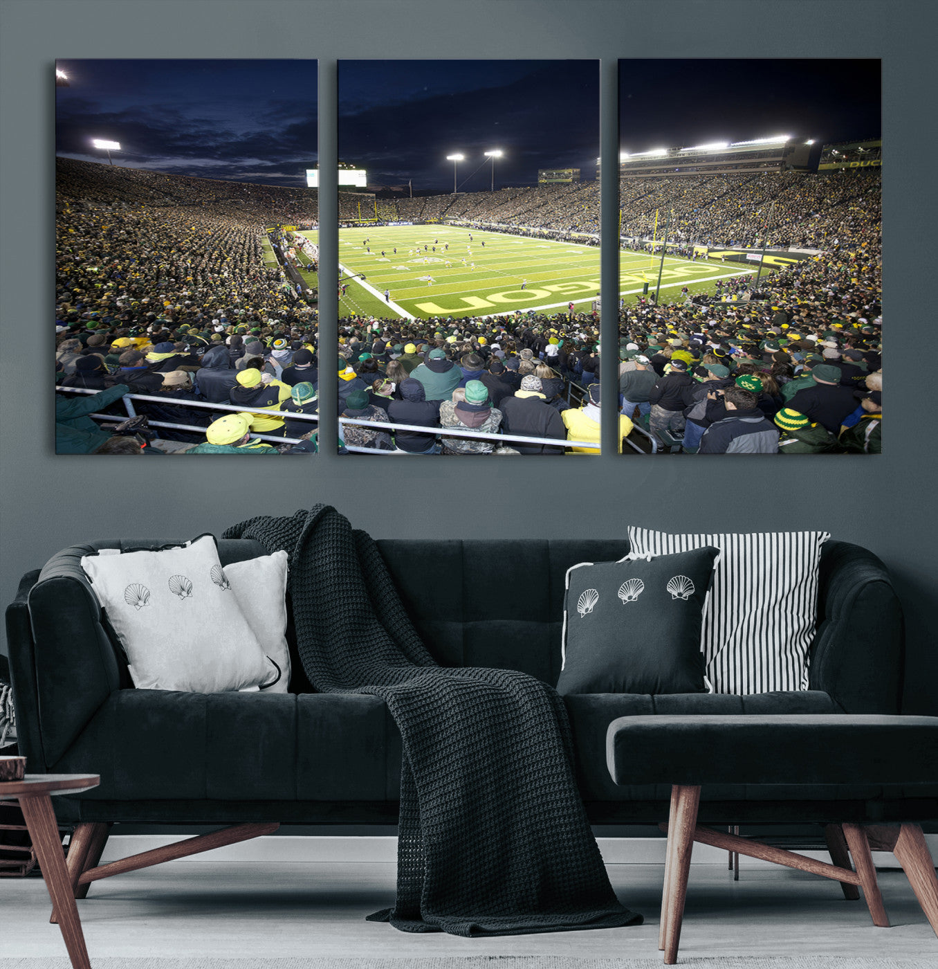 48756-MGV-CV-60X30-3P-University of Oregon Ducks Football Team Print - Eugene Autzen Stadium Wall Art Canvas Print