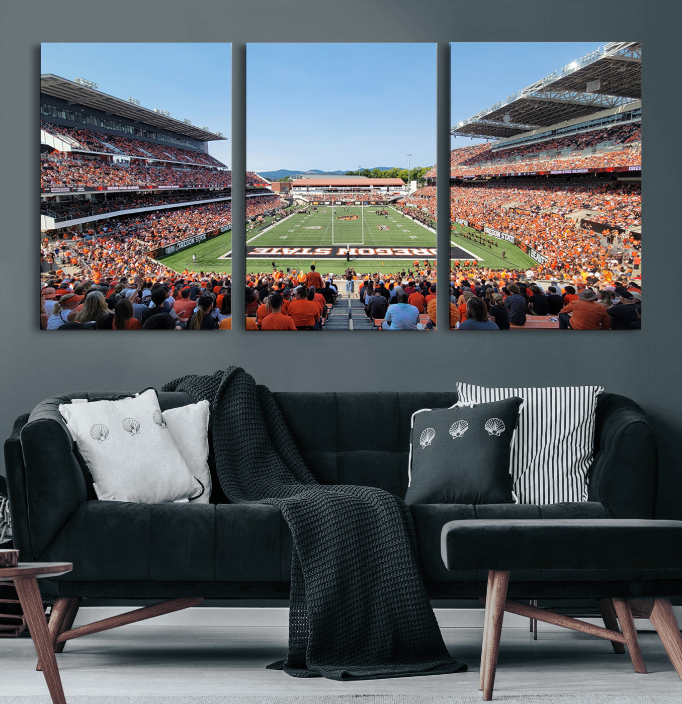 35211-MGV-CV-60X30-3P-Oregon State Beavers Football Team Print - Corvallis Reser Stadium Wall Art Canvas Print