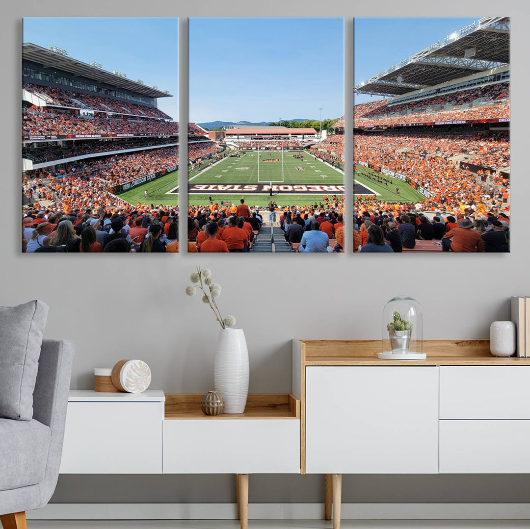 Oregon State Beavers Football Team Print - Corvallis Reser Stadium Wall Art Canvas Print