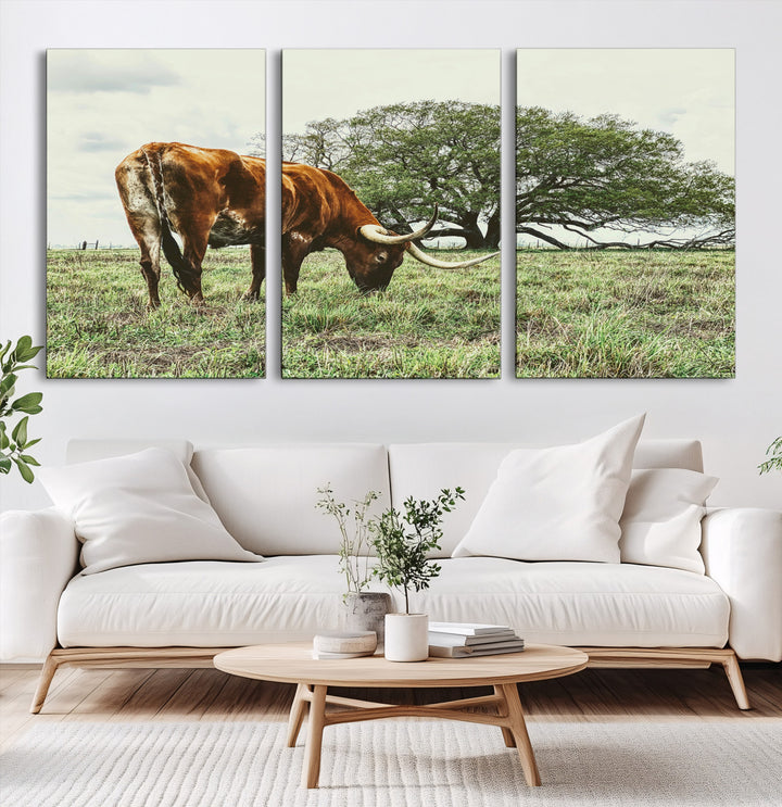 Texas Longhorn Wall Art Canvas Print, Framed Rustic Ranch Art Picture Print, Western Cattle Perfect Rustic Farmhouse Decor Artwork