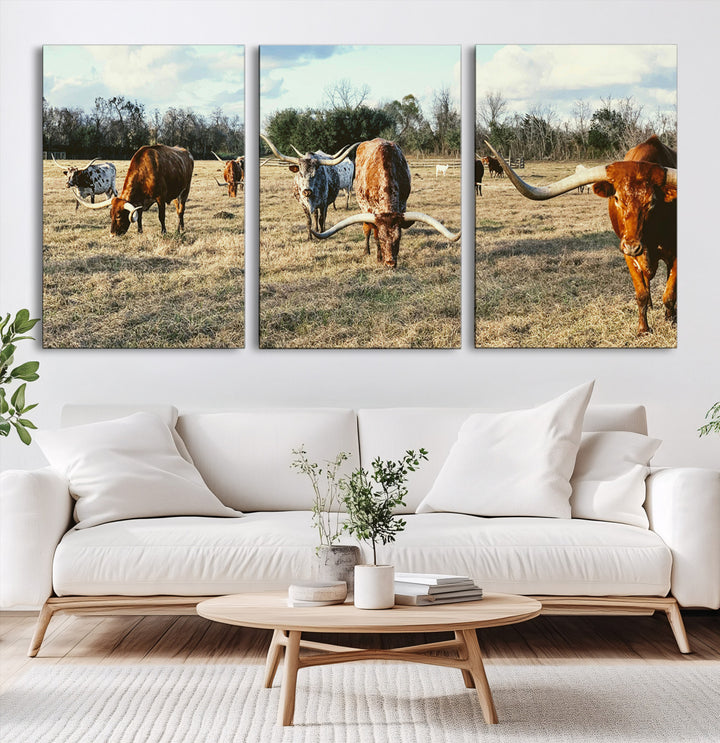 Texas Longhorns Wall Art Canvas Print, Framed Rustic Farm Scene Art Picture Print, Western Cattle Print Canvas Perfect Rustic Farmhouse