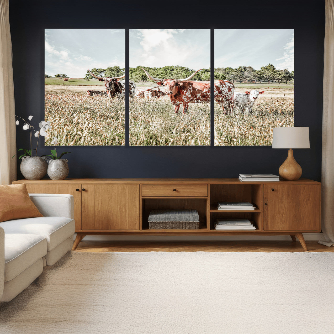 21823552-MGV-CV-36X24 - Texas Longhorn Cattle Wall Art Canvas Print, Rustic Ranch Landscape Artwork, Western Farm Field Scene, Country Prairie Animal Canvas Wall Art