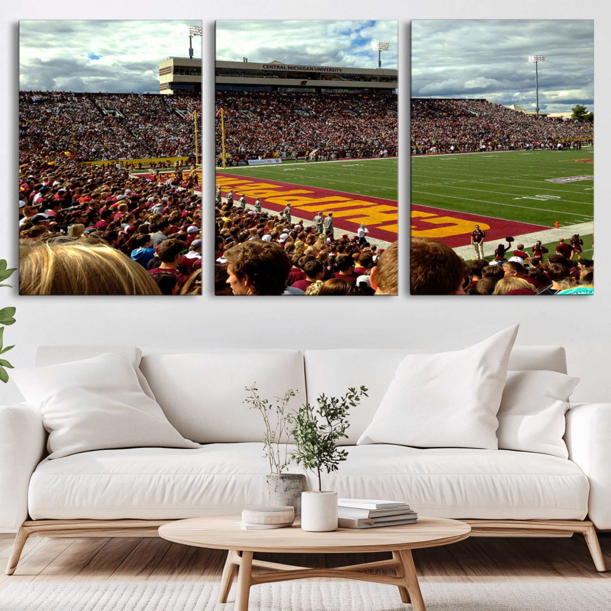 99662-MGV-CV-36X24-Central Michigan University Chippewas Football Team Print - Mount Pleasant Kelly/Shorts Stadium Wall