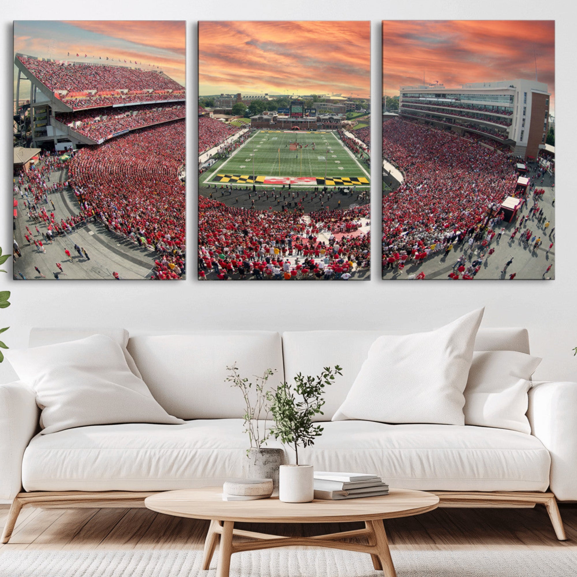 24140-MGV-CV-36X24-University of Maryland Terrapins Football Team Print - College Park SECU Stadium Wall Art Canvas