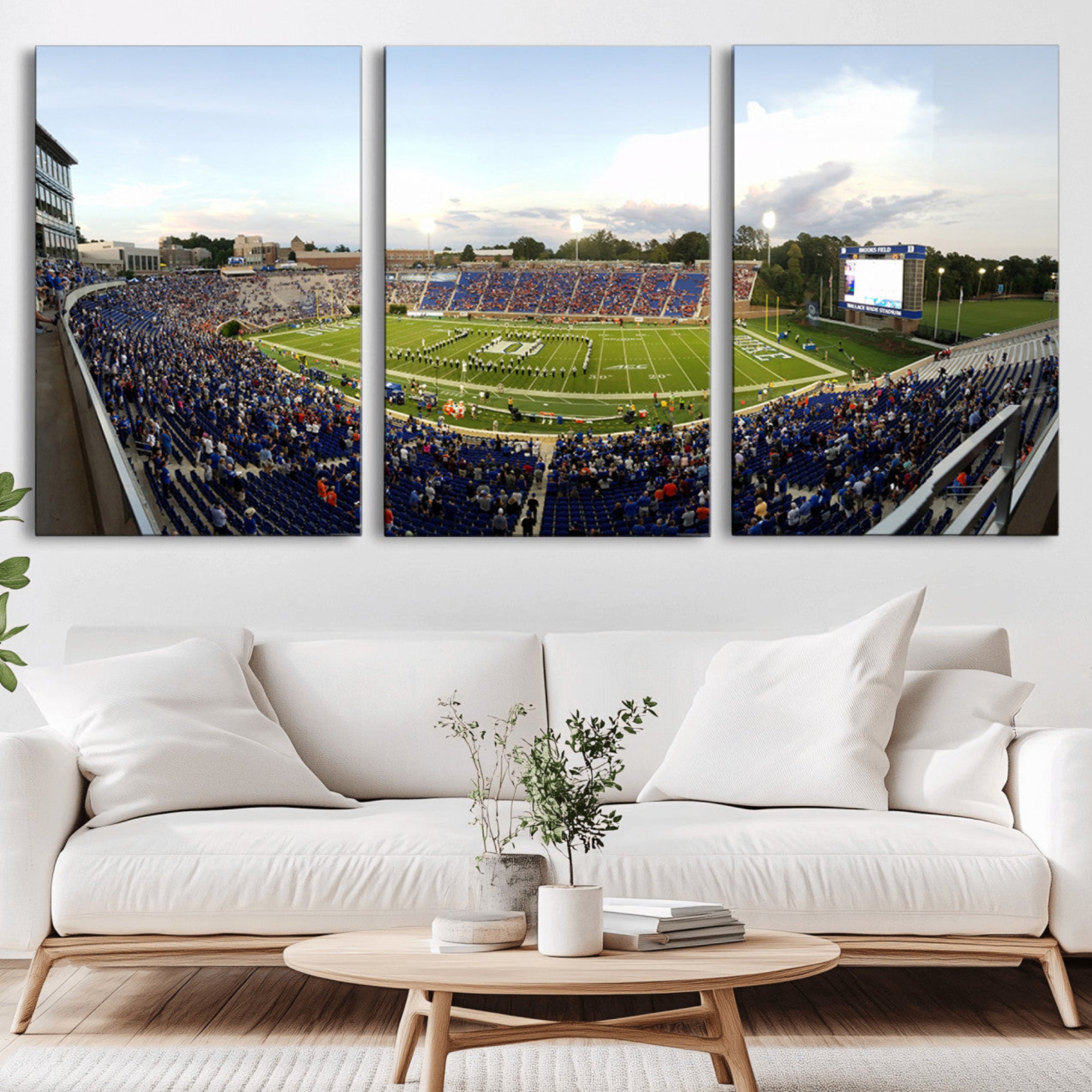 44850-MGV-CV-36X24-The Duke University Blue Devils Football Team Print - Durham Wallace Wade Stadium Wall Art Canvas