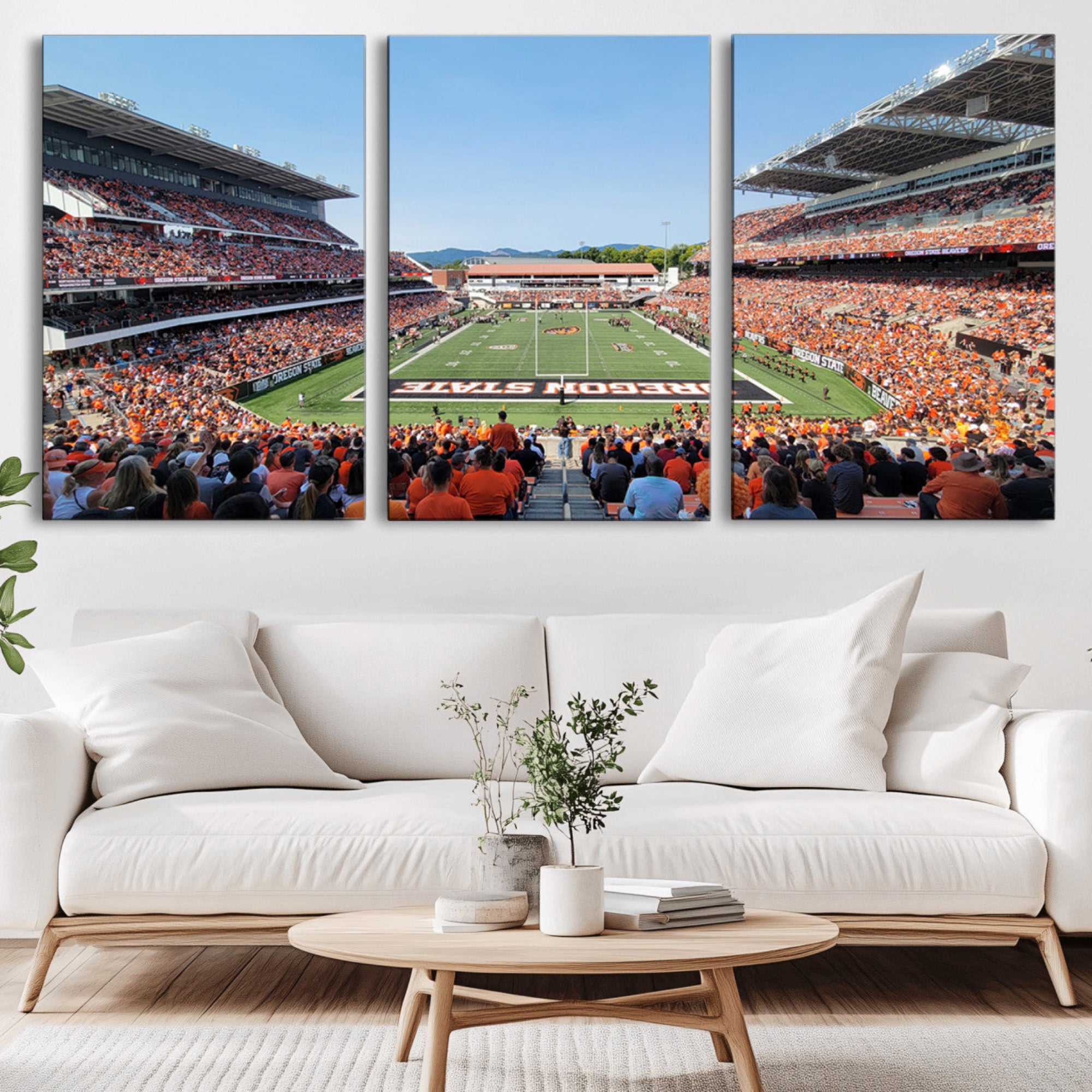 35211-MGV-CV-36X24-Oregon State Beavers Football Team Print - Corvallis Reser Stadium Wall Art Canvas Print