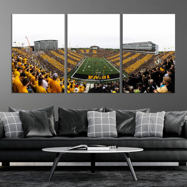 Iowa University Hawkeyes Football Team Print - Iowa City Kinnick Stadium Wall Art Canvas Print