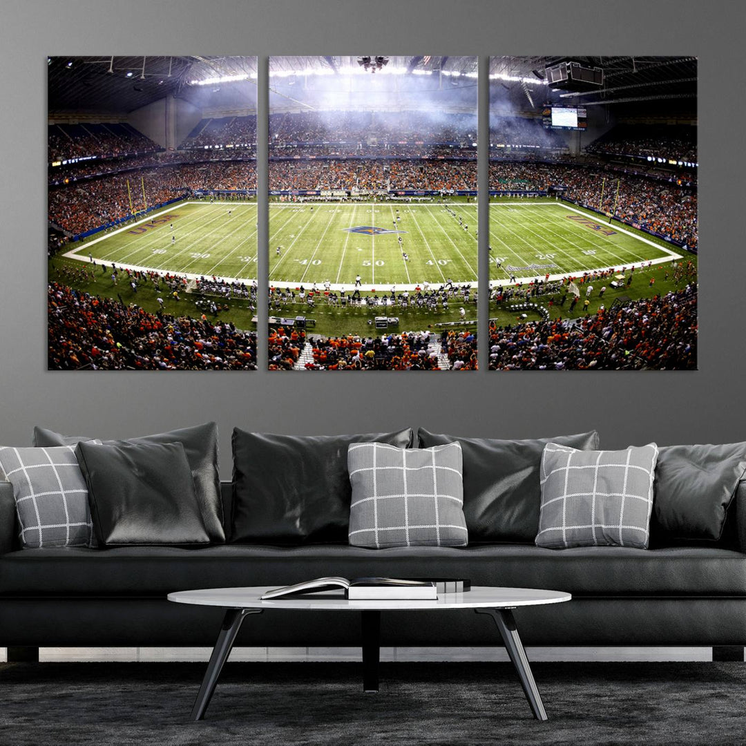 The University of Texas at San Antonio Roadrunners Football Team Print - San Antonio Alamodome Wall Art Canvas Print