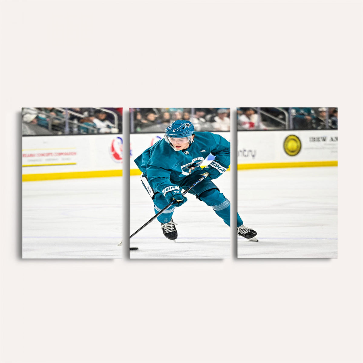 69179-MGV-CV-36X24 - San Jose Sharks Ice Hockey Player Wall Art Canvas Print