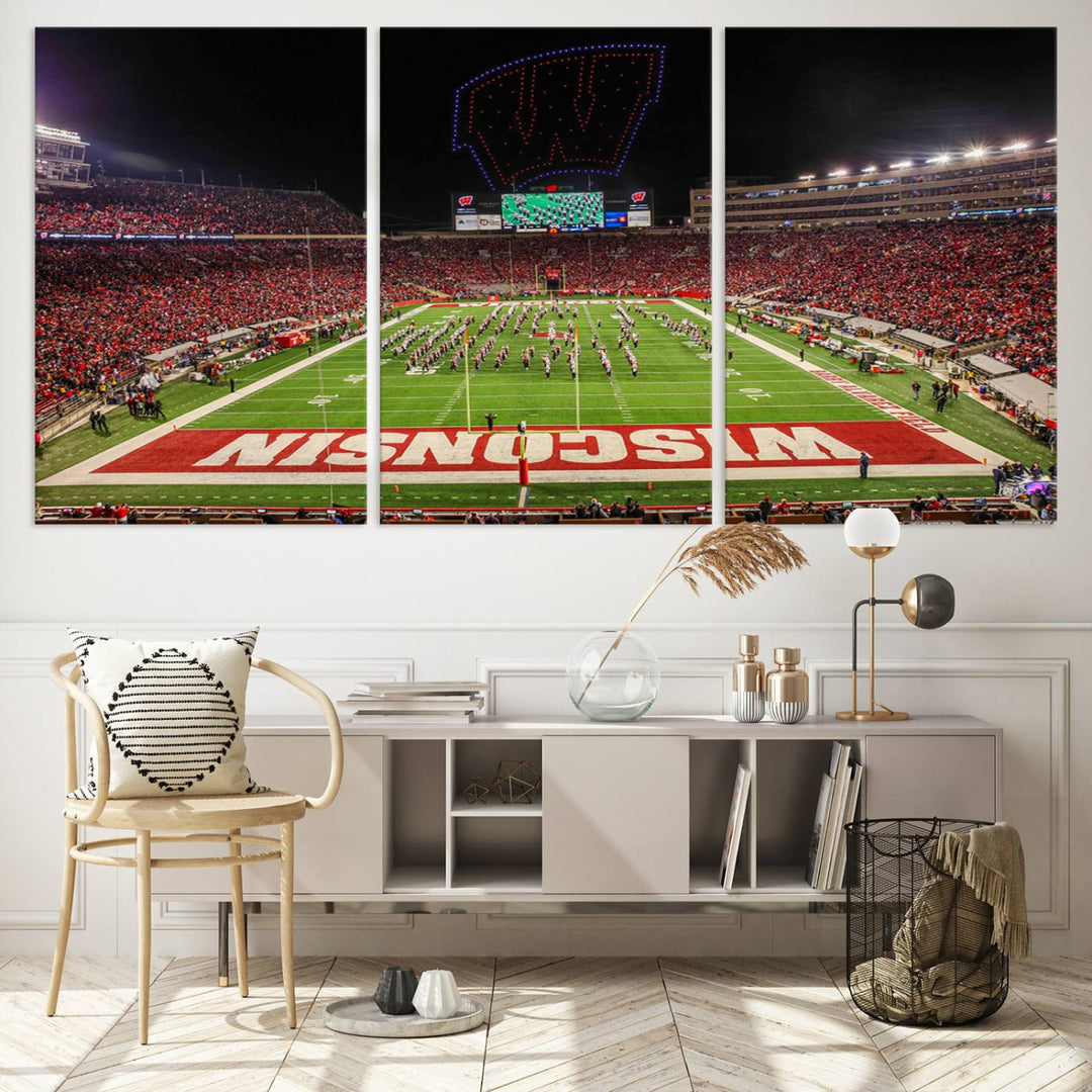 Wisconsin Badgers Football Team Print - Madison Camp Randall Stadium Wall Art Canvas Print