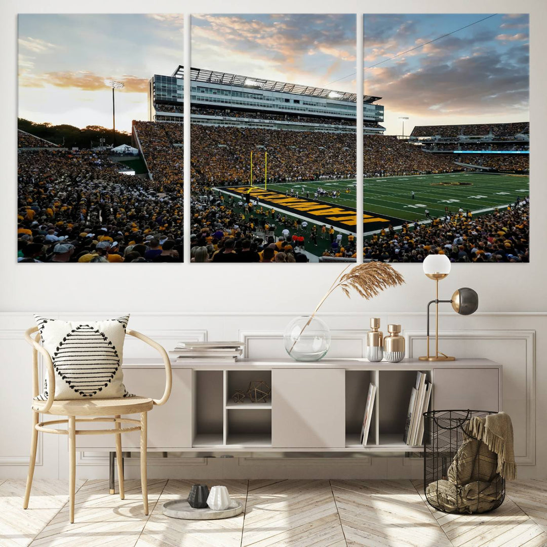 Iowa University Hawkeyes Football Team Print - Iowa City Kinnick Stadium Wall Art Canvas Print