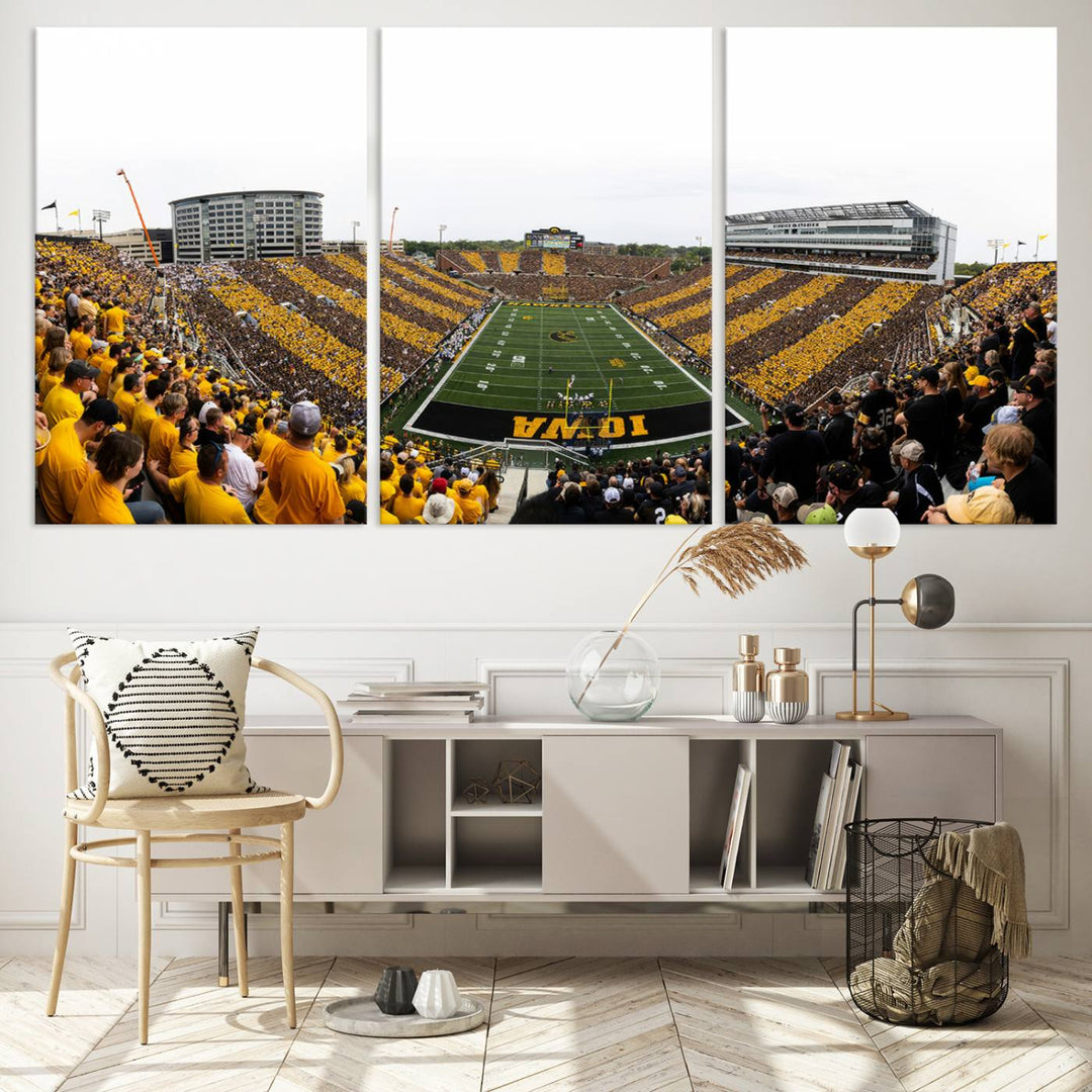 Iowa University Hawkeyes Football Team Print - Iowa City Kinnick Stadium Wall Art Canvas Print