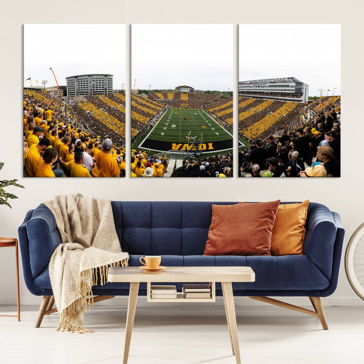 Iowa University Hawkeyes Football Team Print - Iowa City Kinnick Stadium Wall Art Canvas Print