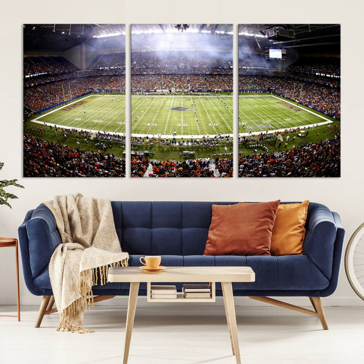 The University of Texas at San Antonio Roadrunners Football Team Print - San Antonio Alamodome Wall Art Canvas Print