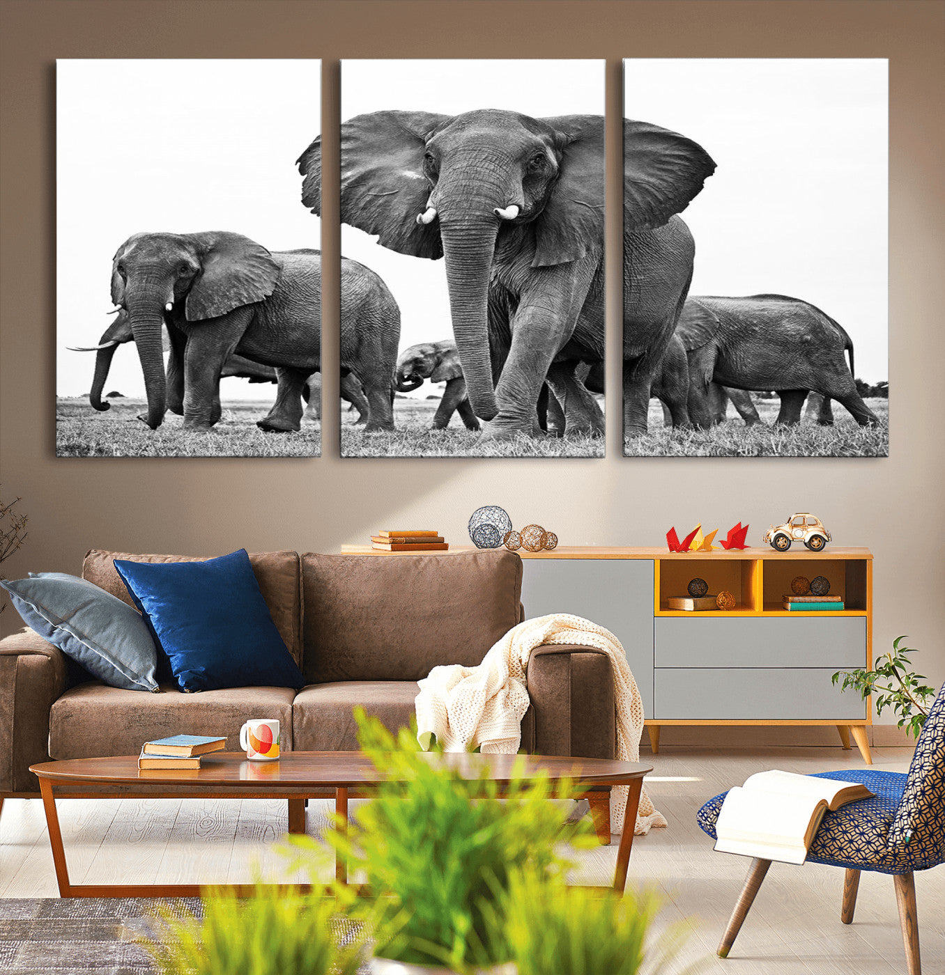 -Black White Elephant Family Wall Art Canvas Print