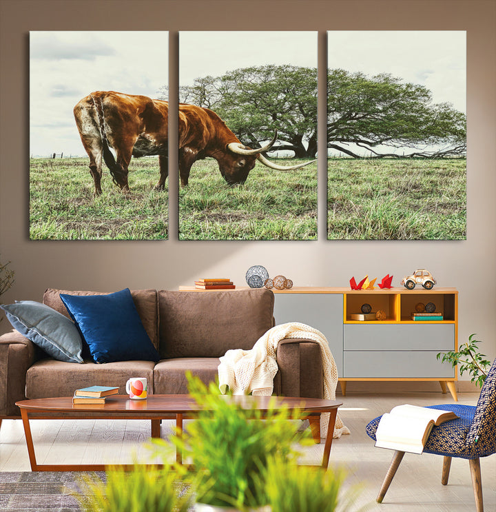 Texas Longhorn Wall Art Canvas Print, Framed Rustic Ranch Art Picture Print, Western Cattle Perfect Rustic Farmhouse Decor Artwork
