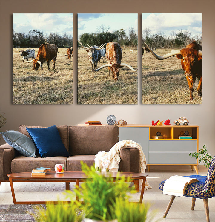Texas Longhorns Wall Art Canvas Print, Framed Rustic Farm Scene Art Picture Print, Western Cattle Print Canvas Perfect Rustic Farmhouse