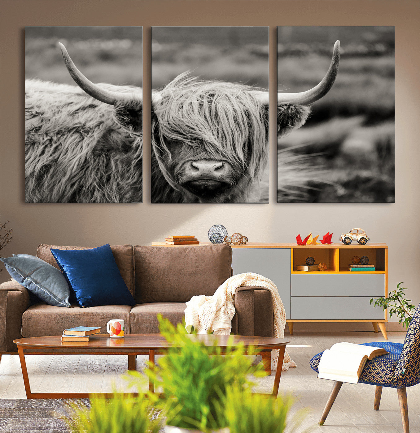 67365-MGV-CV-36X24-Cow Focus Canvas Wall Art Print