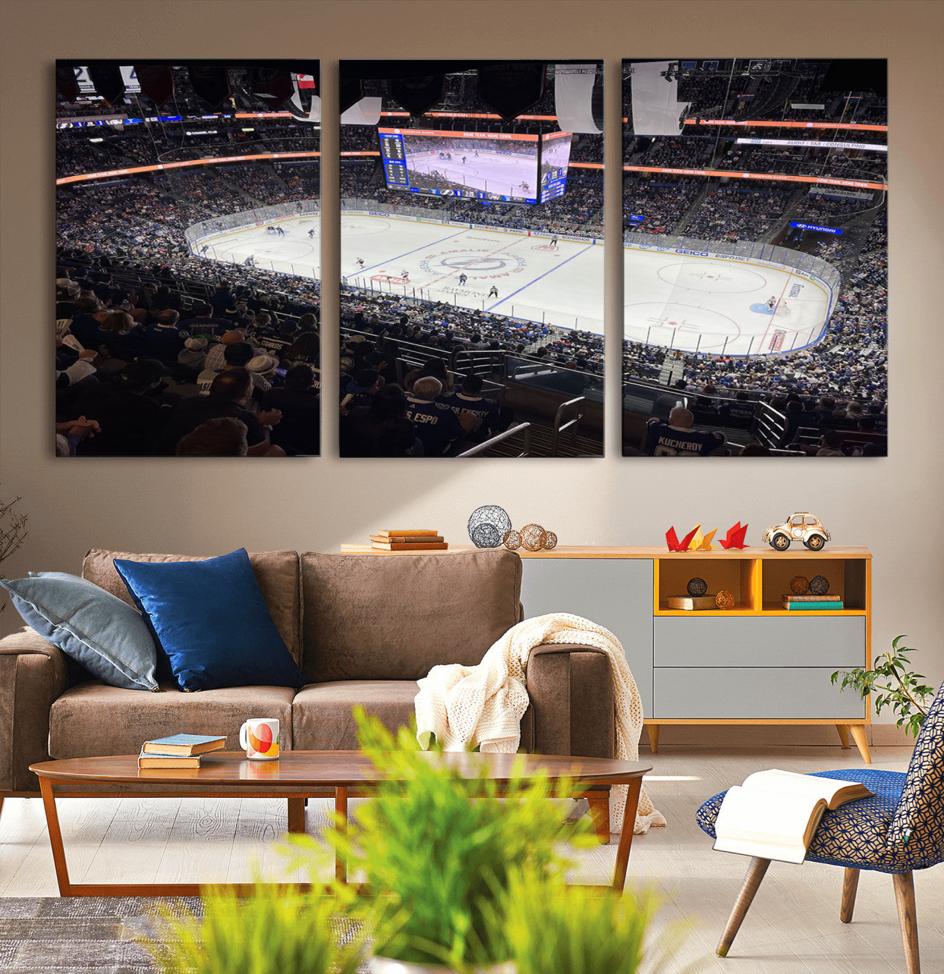 51641-MGV-CV-36X24-Amalie Arena Florida Wall Art Canvas Print - NHL Hockey Stadium Print