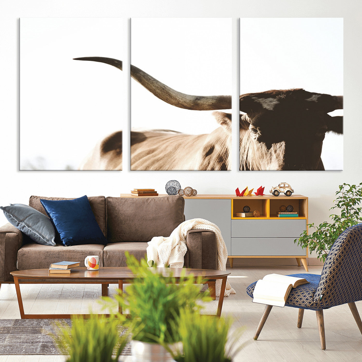 MGV-CV-60X30-3P - Texas Longhorn Wall Art Canvas Print | 3-Panel Large Longhorn Canvas Print for Living Room, Framed Gallery Wrap Office, Rustic Western Cowboy Decor