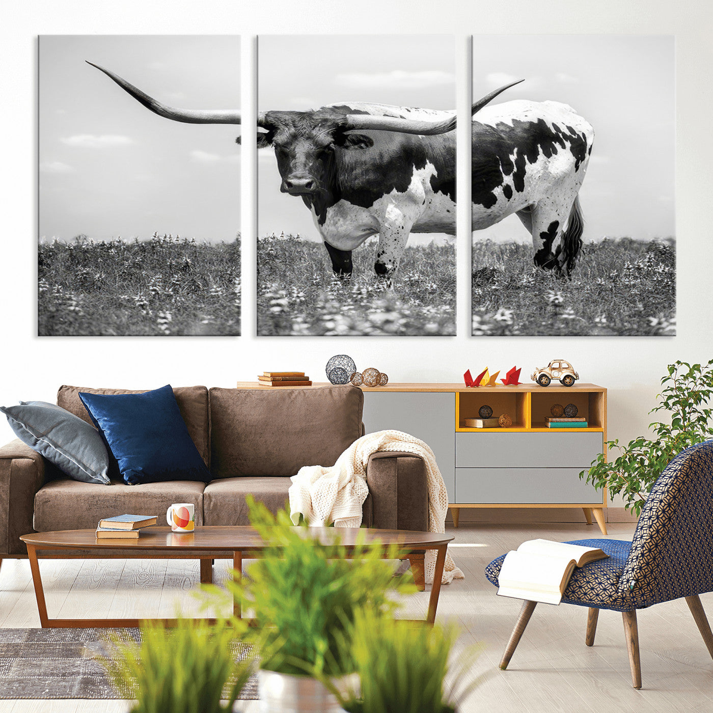 -Texas Black White Highland Longhorn Cow Wall Art Canvas Print