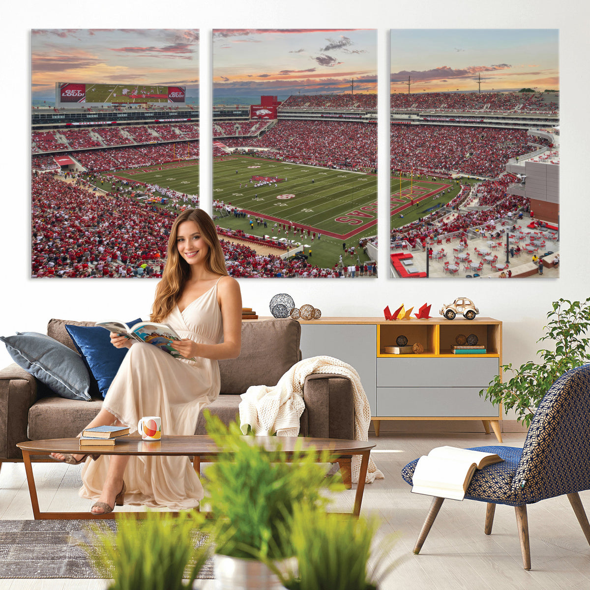82233065-MGV-CV-36X24 - Donald W. Reynolds Razorback Stadium Wall Art Canvas Print – Arkansas Razorbacks Football Artwork for Home, Office, and Sports Room Decor