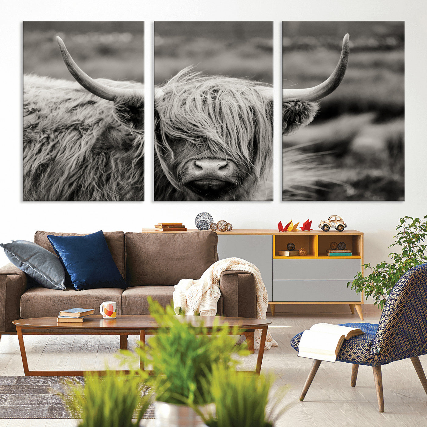 67365-MGV-CV-36X24-Cow Focus Canvas Wall Art Print