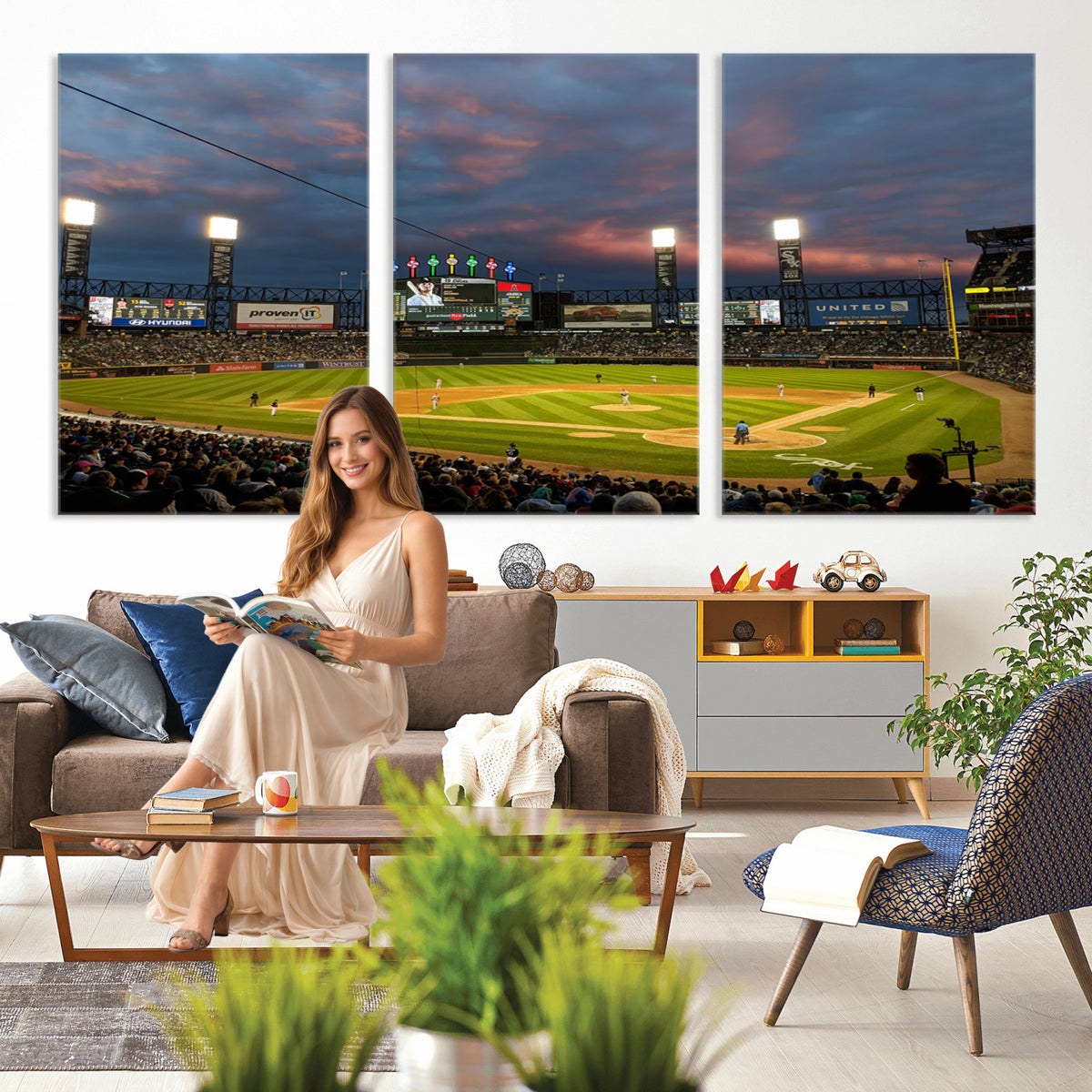 96063-MGV-CV-36X24 - Chicago White Sox Baseball Team Print Canvas, Guaranteed Rate Field, Framed and Ready to Hang