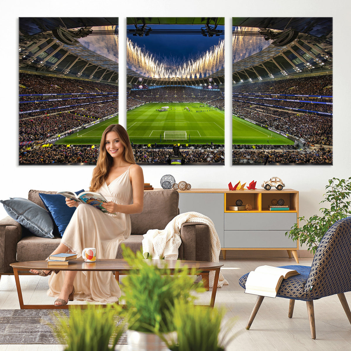 40157-MGV-CV-36X24 - Tottenham Hotspur Football Team Print, London Tottenham Hotspur Stadium Wall Art