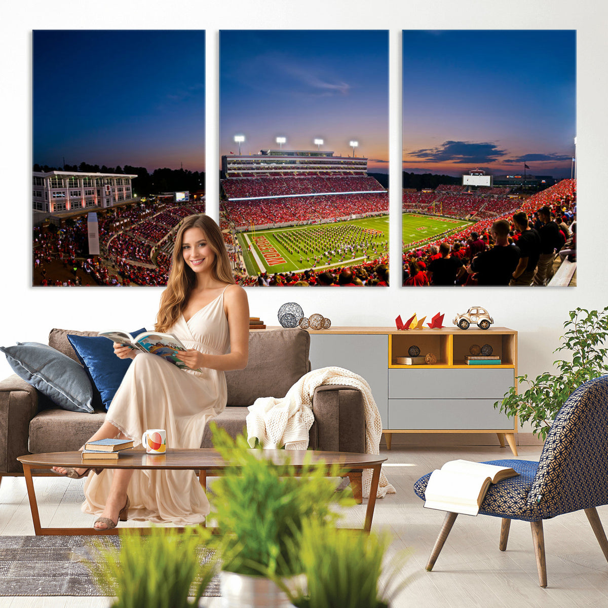 33313-MGV-CV-36X24 - NC State Wolfpack Football Team Print - Raleigh Carter-Finley Stadium Wall Art Canvas Print