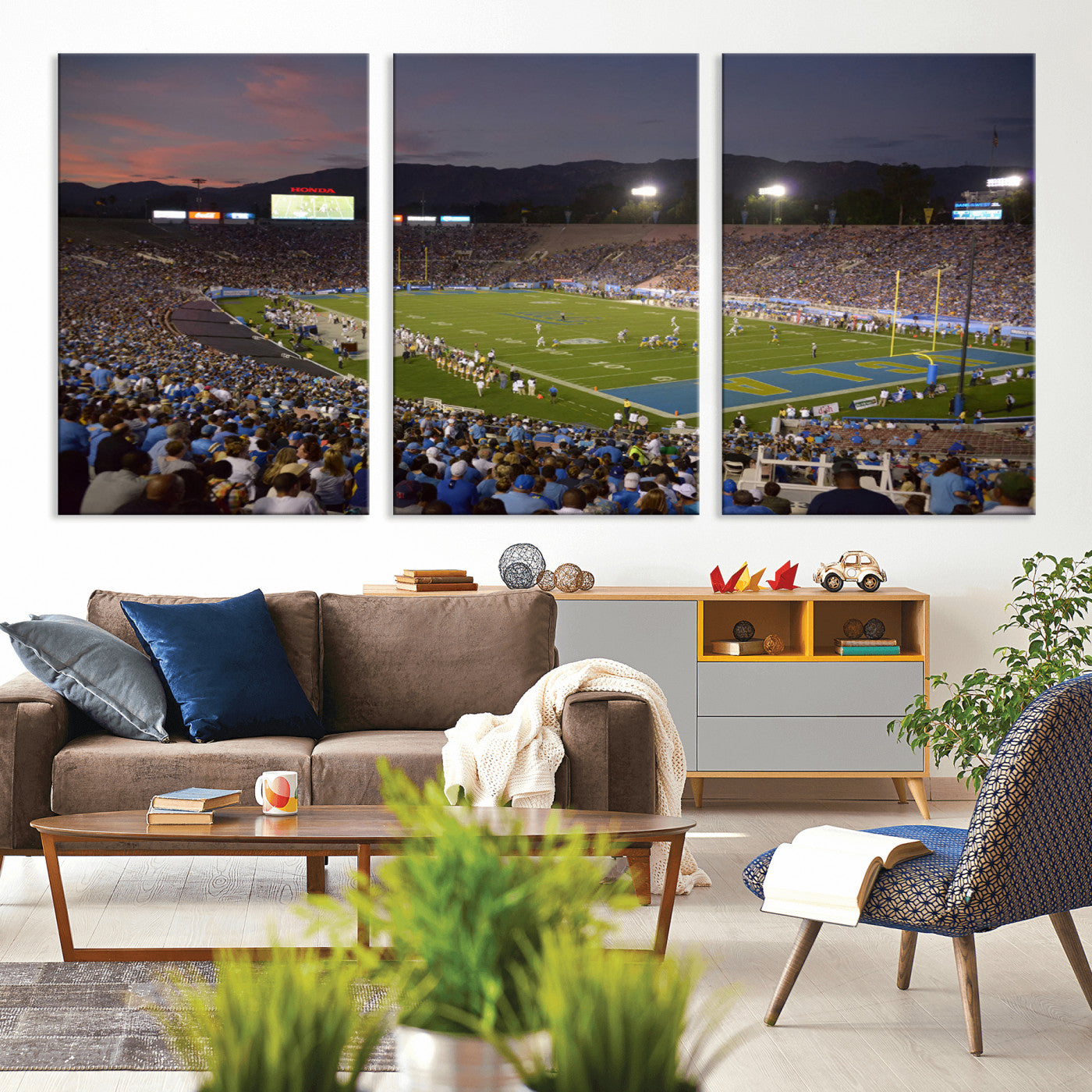 MGV-CV-60X30-3P - UCLA Bruins Football Team Print - Pasadena Rose Bowl Stadium Wall Art Canvas Print