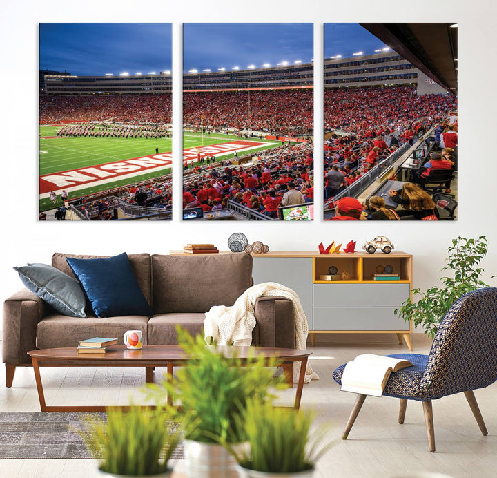 Wisconsin Badgers Football Team Print - Madison Camp Randall Stadium Wall Art Canvas Print