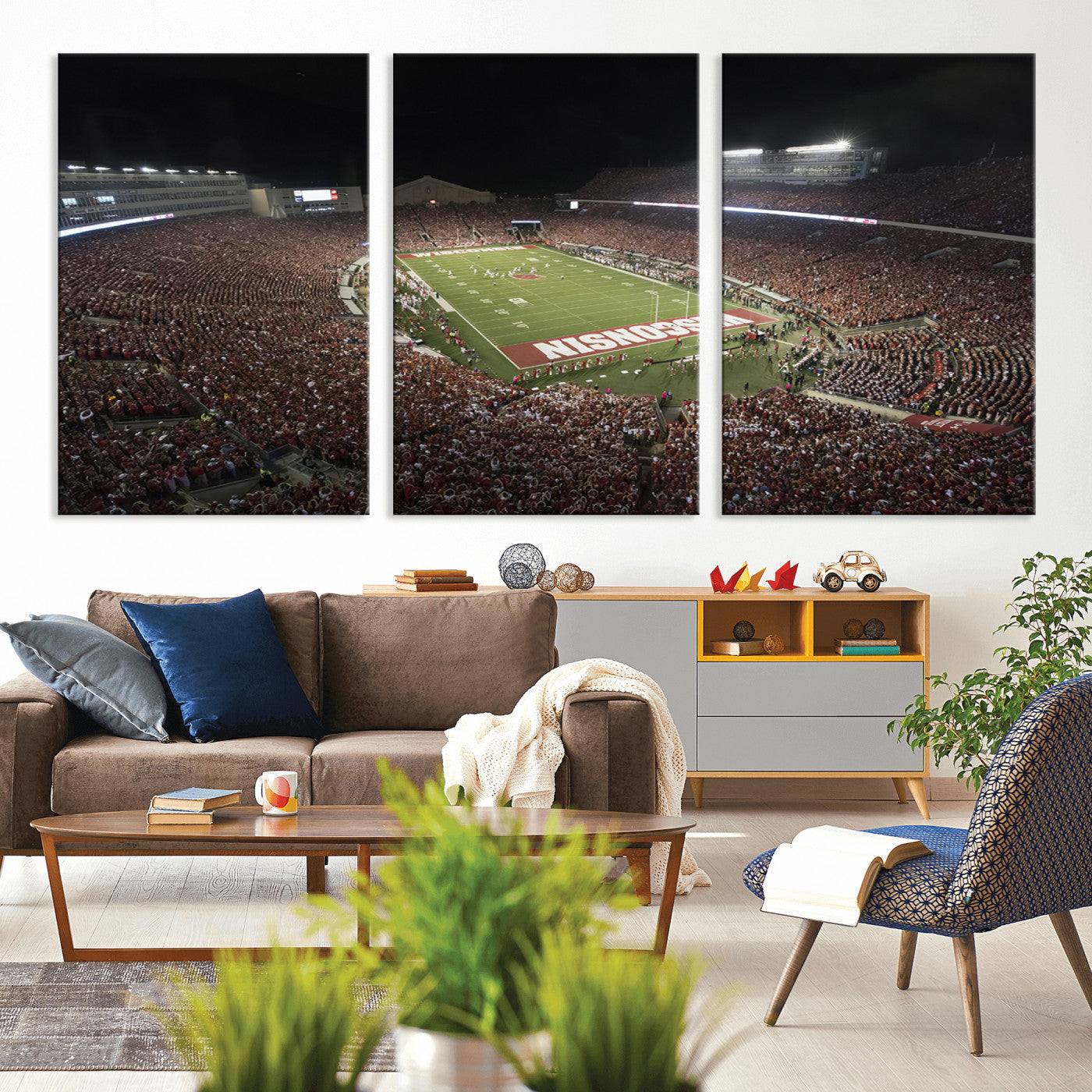 MGV-CV-60X30-3P - Wisconsin Badgers Football Team Print - Madison Camp Randall Stadium Wall Art Canvas Print