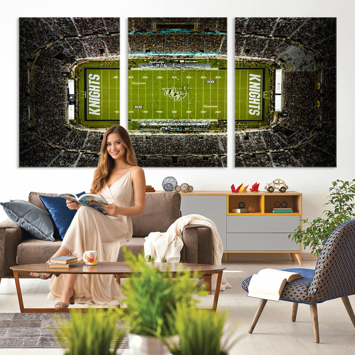 58050-MGV-CV-36X24 - UCF Knights Football Team Print - Orlando FBC Mortgage Stadium Wall Art, UCF Knights Canvas Print