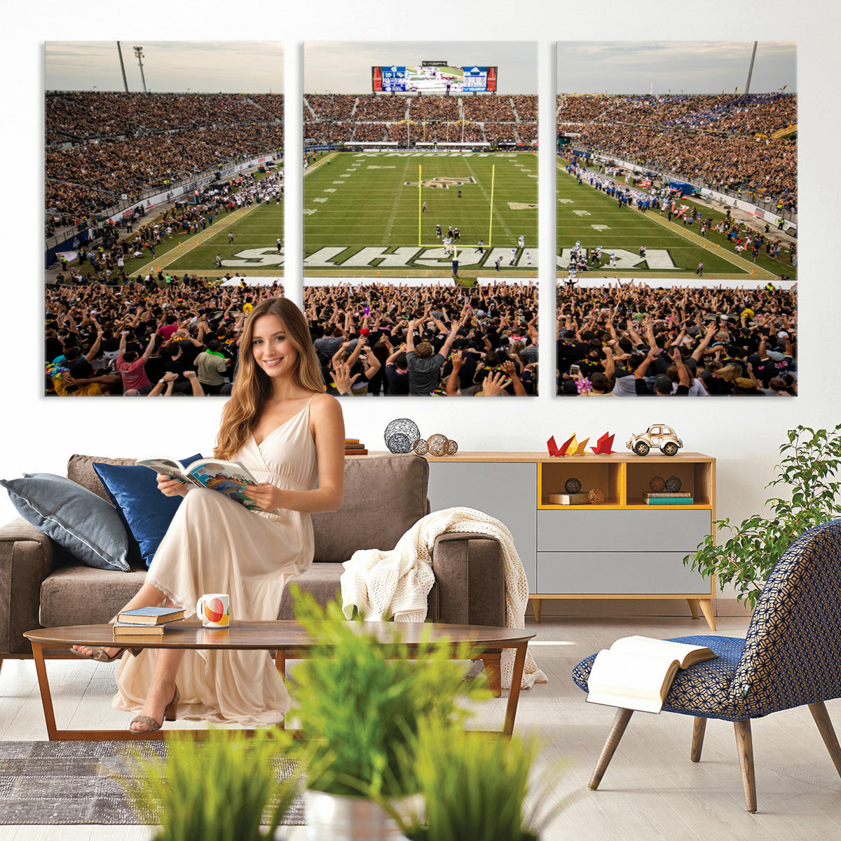 38659-MGV-CV-36X24 - UCF Knights Football Team Print - Orlando FBC Mortgage Stadium Canvas Print