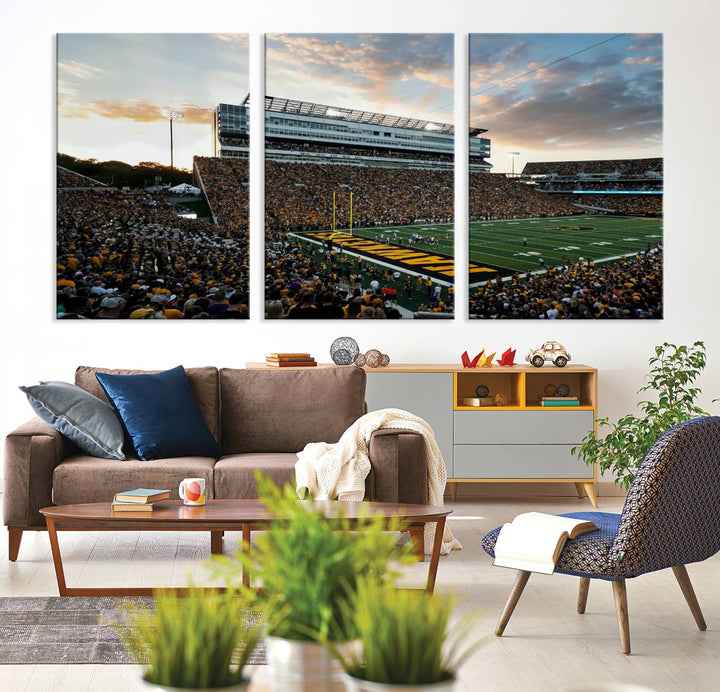 Iowa University Hawkeyes Football Team Print - Iowa City Kinnick Stadium Wall Art Canvas Print