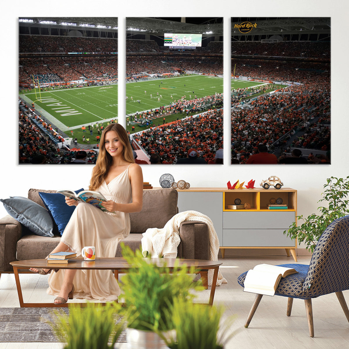 33698-PAN-FL-20X10 - Miami Hurricanes Football Team Print Canvas- Miami Hard Rock Stadium Wall Art Canvas Print