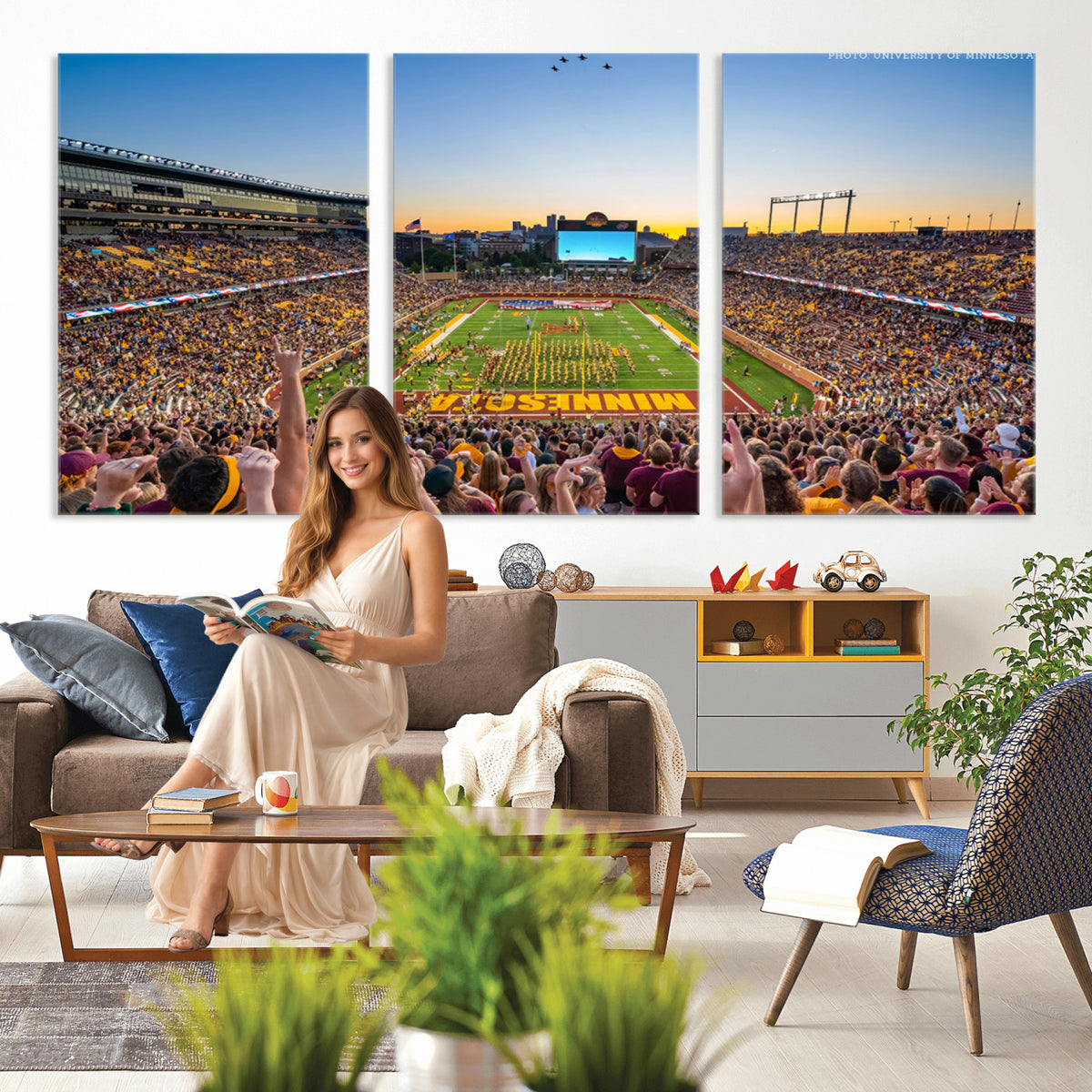 63452-PAN-FL-20X10 - University of Minnesota Golden Gophers Football Team Print - Minneapolis Huntington Bank Stadium