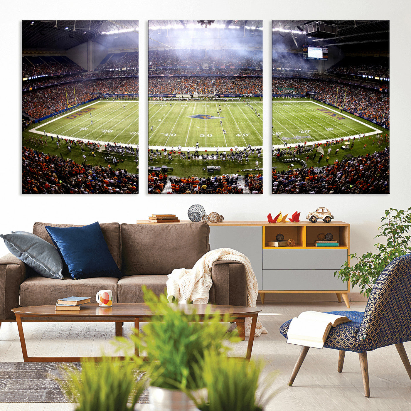 MGV-CV-60X30-3P - The University of Texas at San Antonio Roadrunners Football Team Print - San Antonio Alamodome Wall
